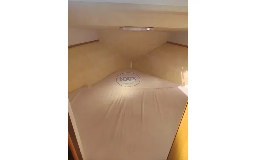 slider 12 Jeanneau America