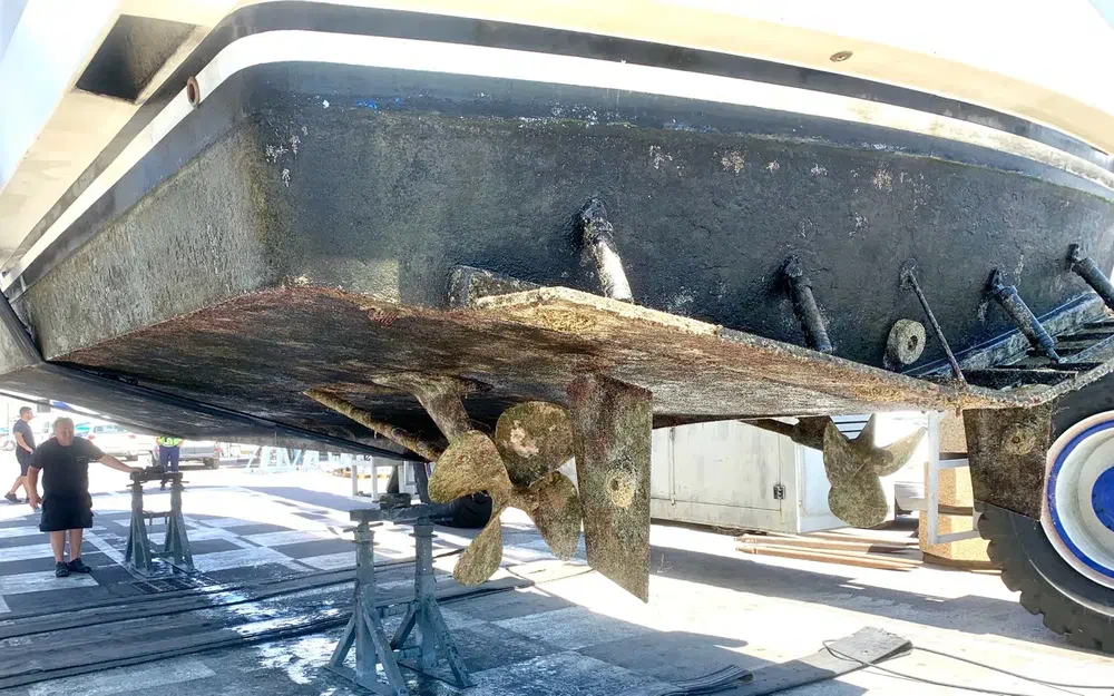 slider 4 Astondoa 45 GL