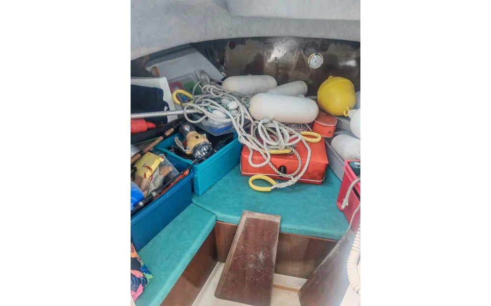 slider 10 Jeanneau Merry Fisher 635