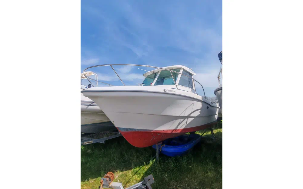 slider 0 Jeanneau Merry Fisher 635