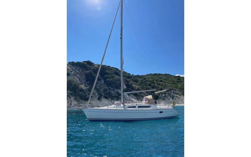 slider 1 Jeanneau Sun Odyssey 33.1