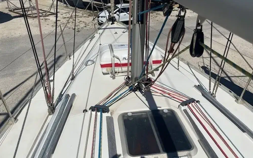 slider 20 Jeanneau Sun Odyssey 33.1