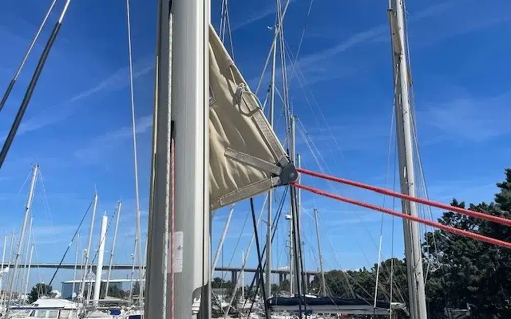 slider 23 Jeanneau Sun Odyssey 33.1