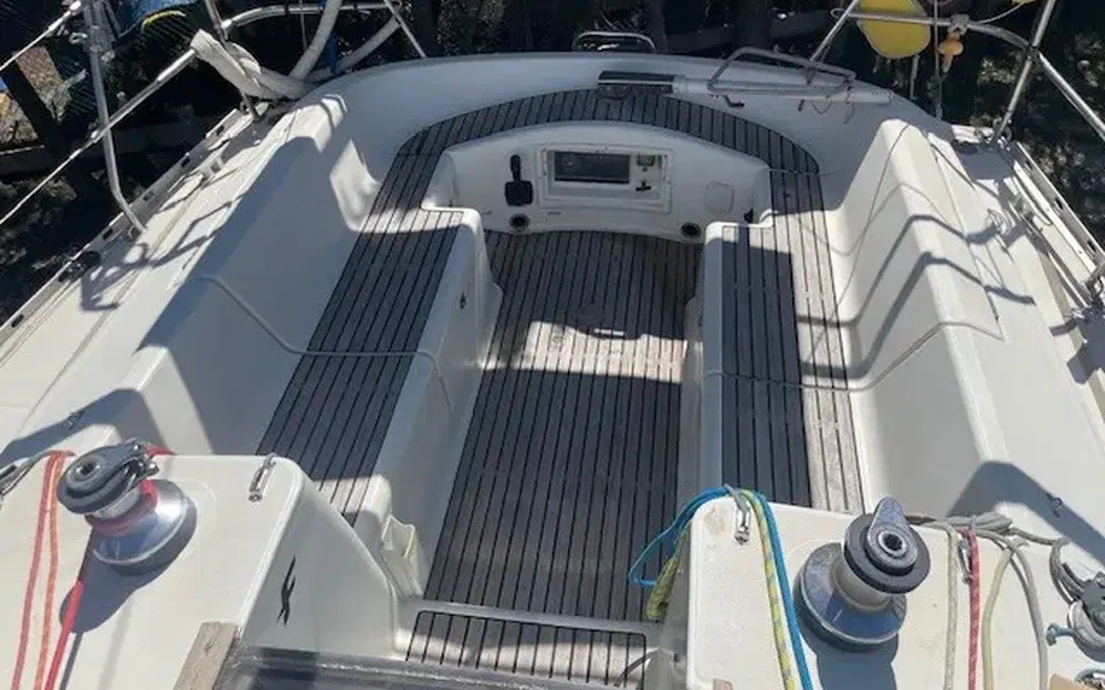 slider 27 Jeanneau Sun Odyssey 33.1