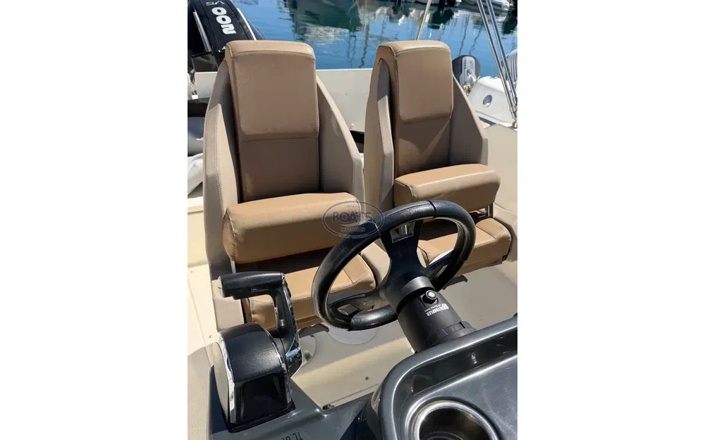 slider 10 Quicksilver Activ 675 Open