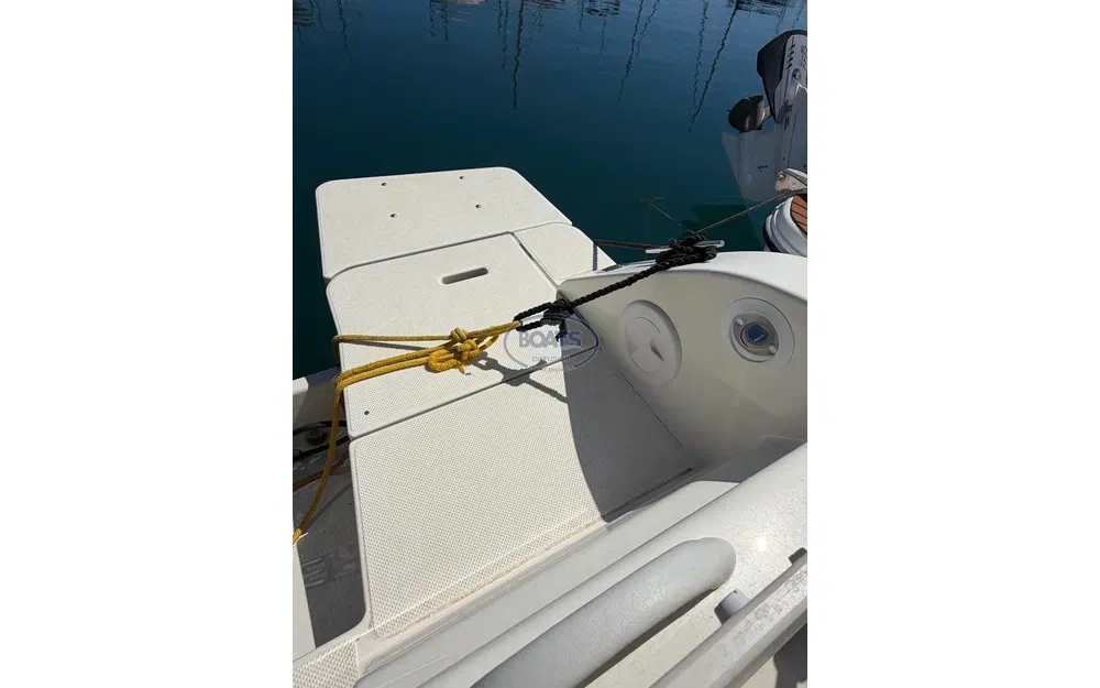 slider 13 Quicksilver Activ 675 Open