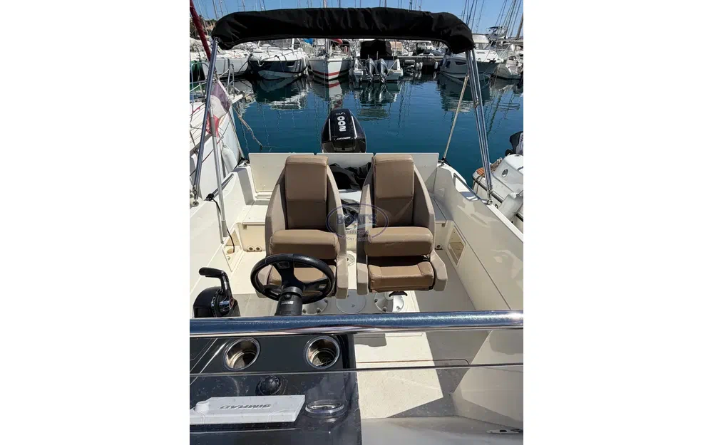 slider 14 Quicksilver Activ 675 Open