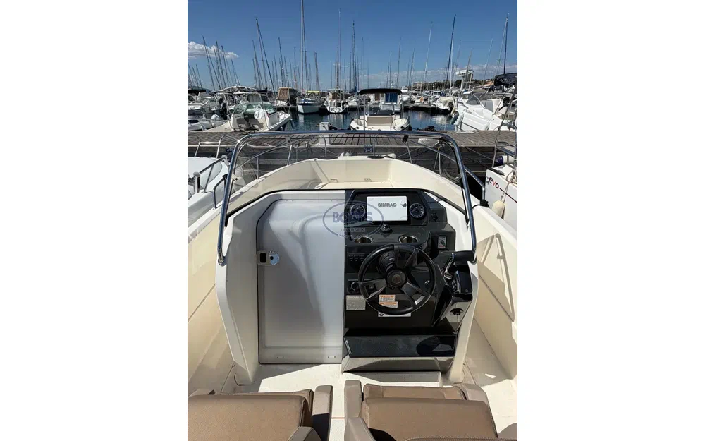 slider 8 Quicksilver Activ 675 Open