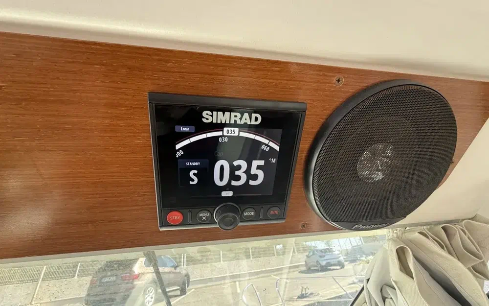 slider 15 Beneteau Antares 8 S