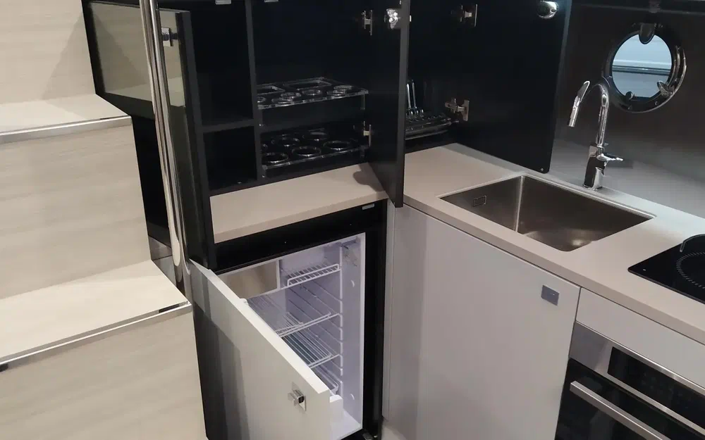 slider 33 Cranchi M 44 Hard Top