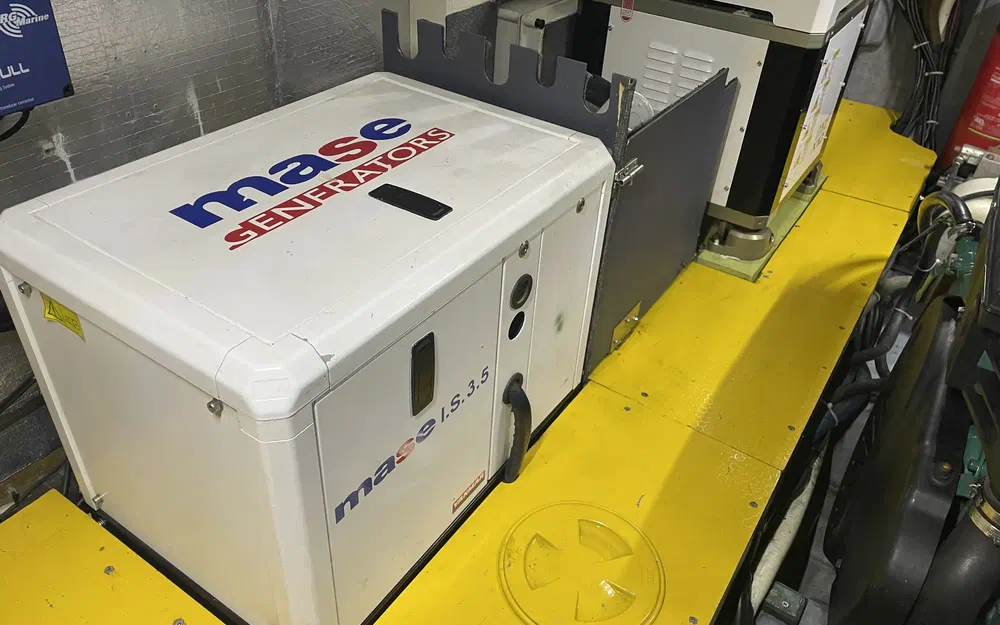 slider 12 Absolute 43 Fly