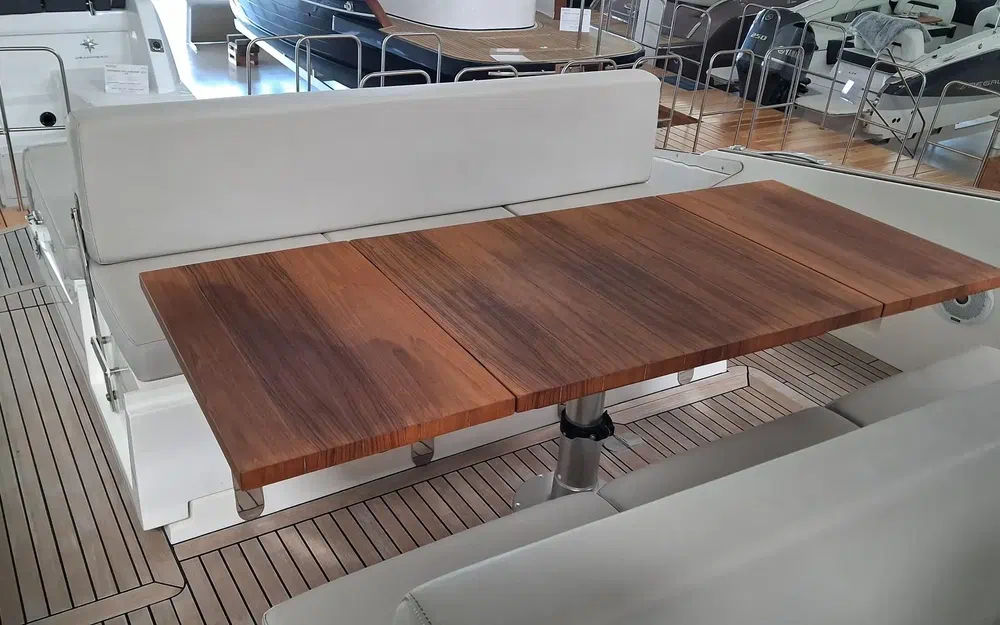 slider 16 Astondoa 377 Coupe