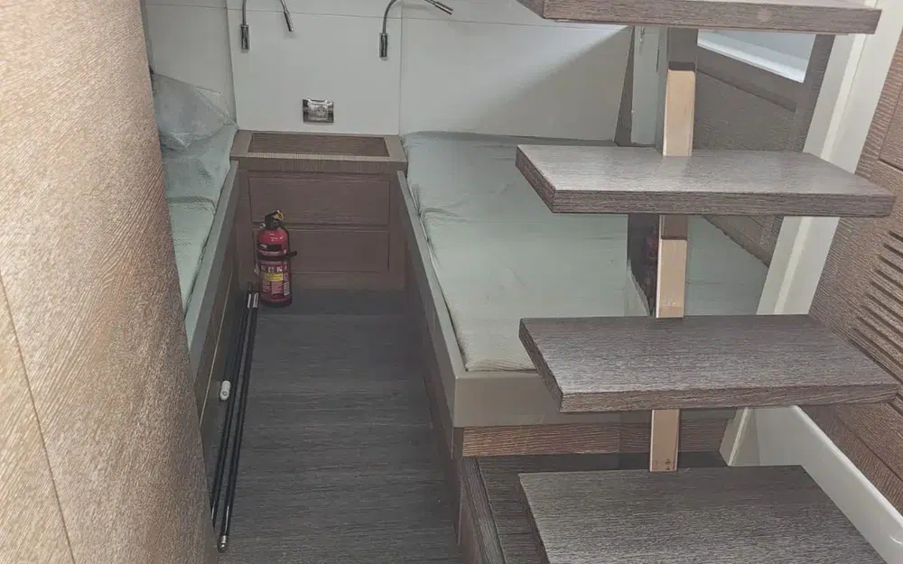 slider 32 Astondoa 377 Coupe