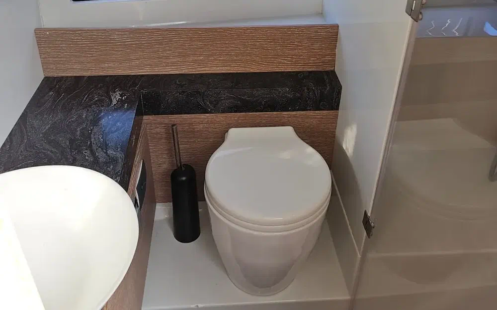 slider 36 Astondoa 377 Coupe