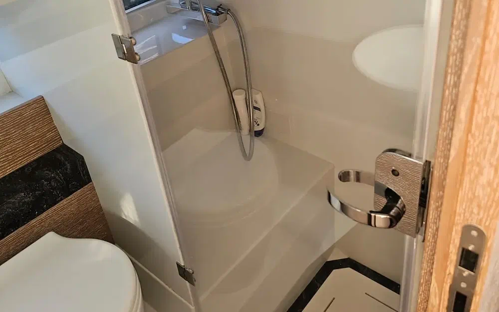 slider 37 Astondoa 377 Coupe