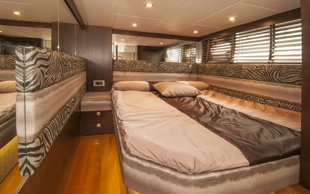 slider 7 Absolute 43 Fly