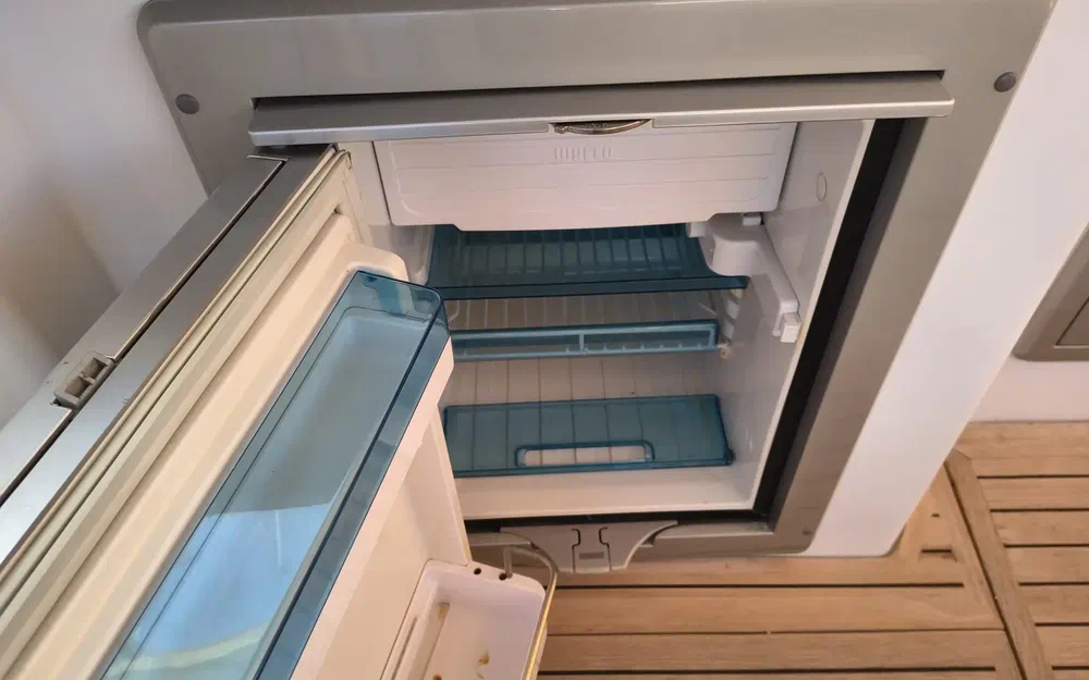 slider 33 Airon Marine 400 T-Top