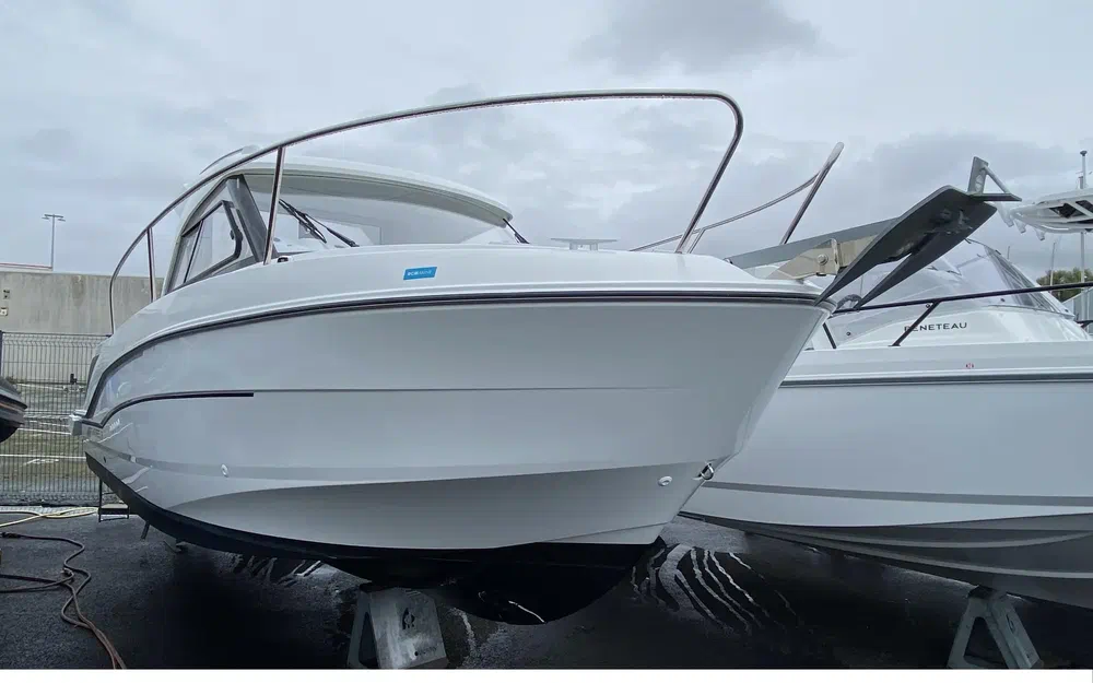 slider 10 Beneteau Antares 7 OB