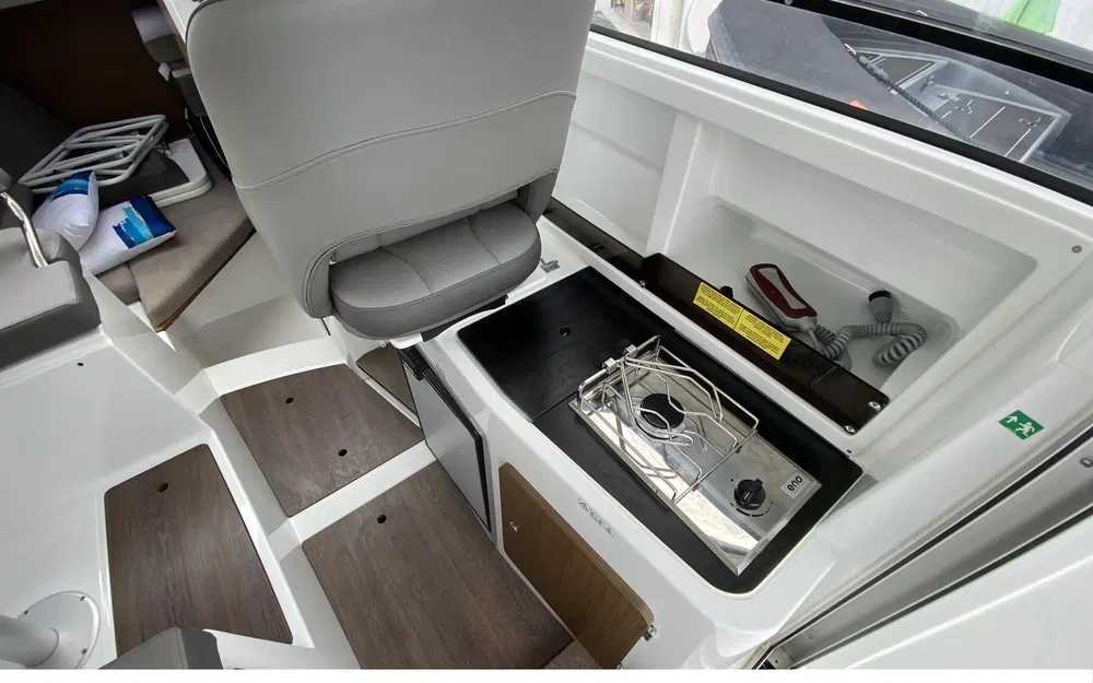 slider 6 Beneteau Antares 7 OB