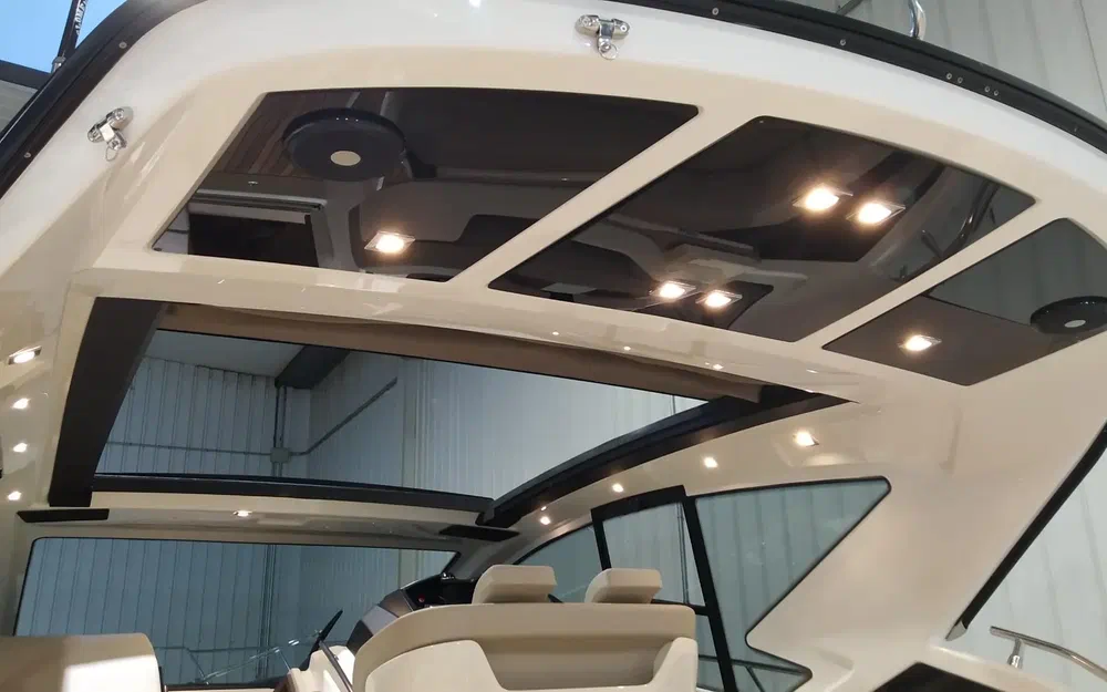 slider 20 Cranchi M 44 Hard Top