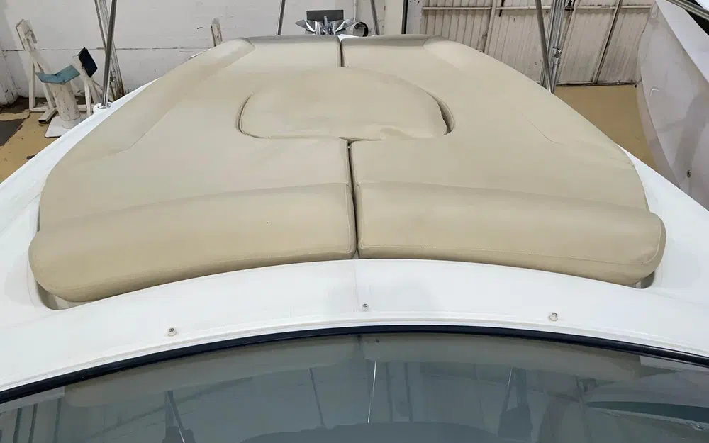 slider 4 Beneteau Monte Carlo 27