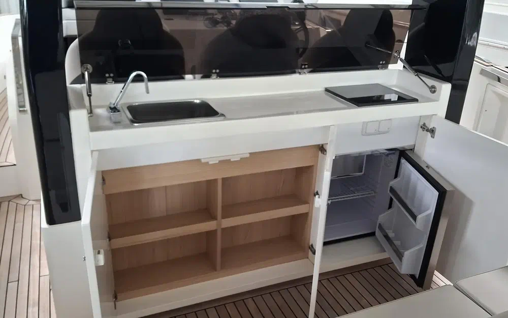 slider 14 Astondoa 377 Coupe