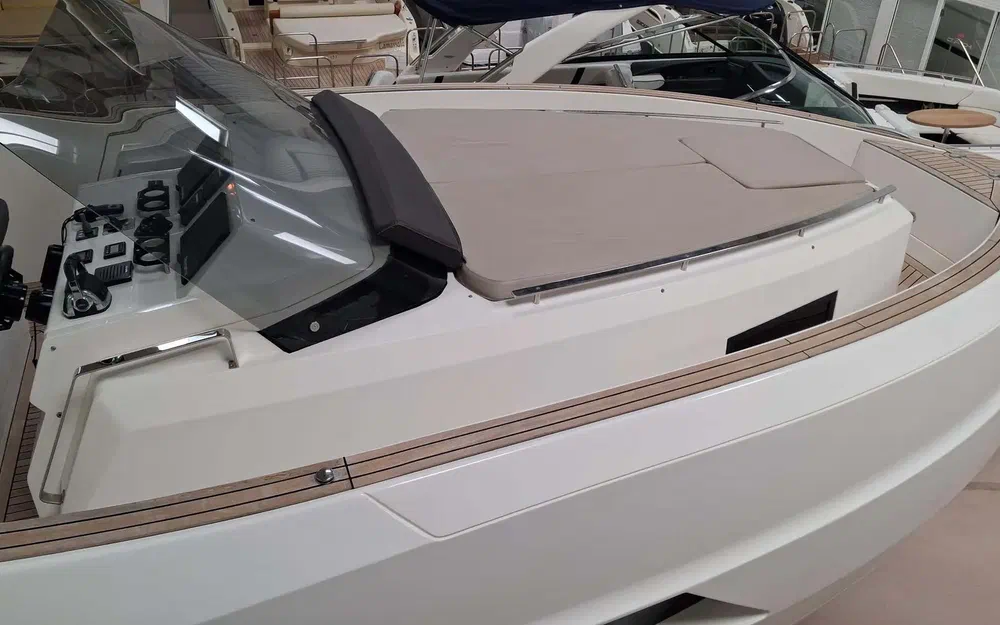 slider 23 Astondoa 377 Coupe