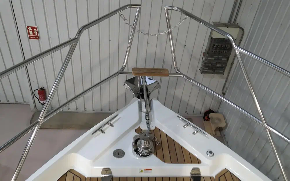 slider 21 Cranchi M 44 Hard Top