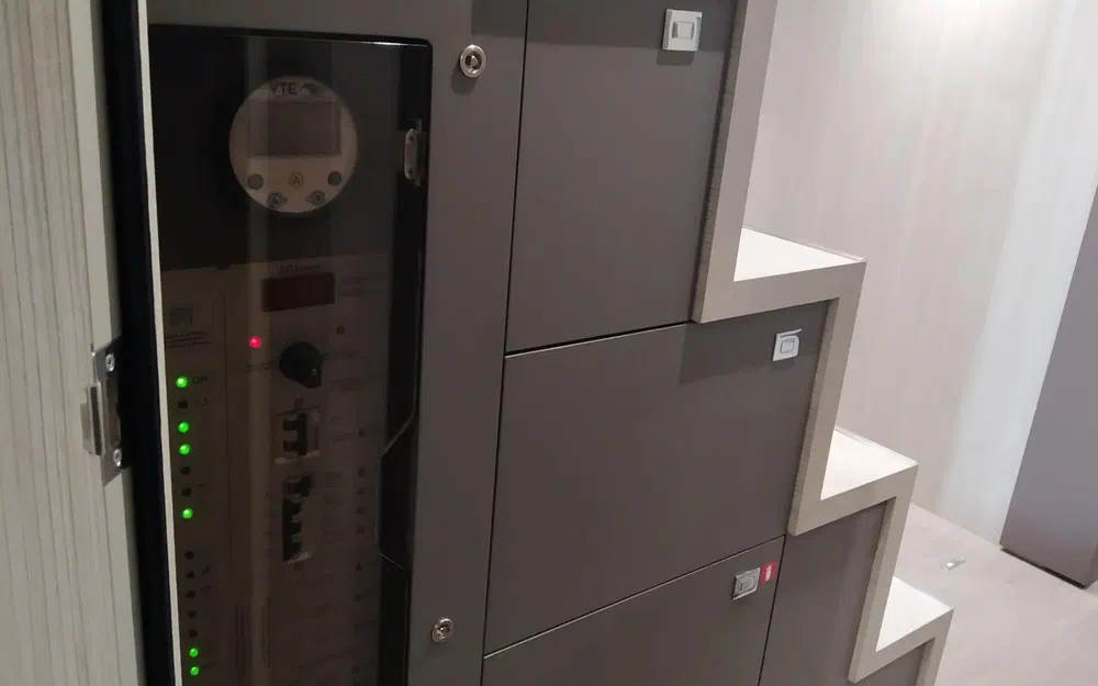 slider 46 Cranchi M 44 Hard Top