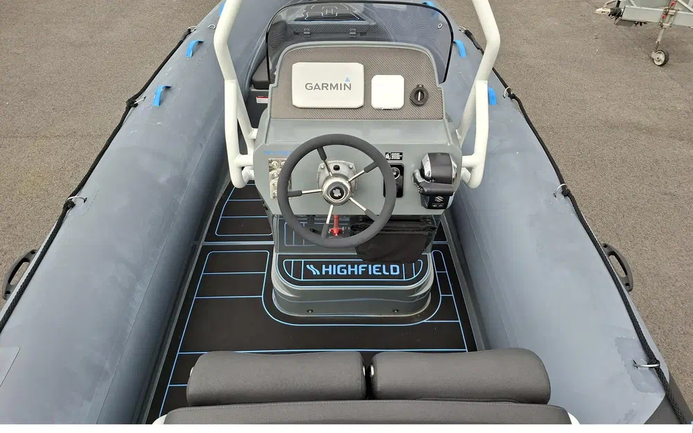 slider 2 Highfield Patrol 600