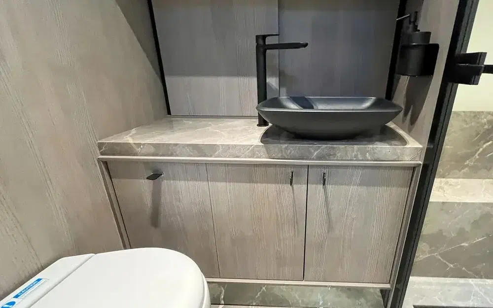 slider 18 Cranchi A46 Luxury Tender