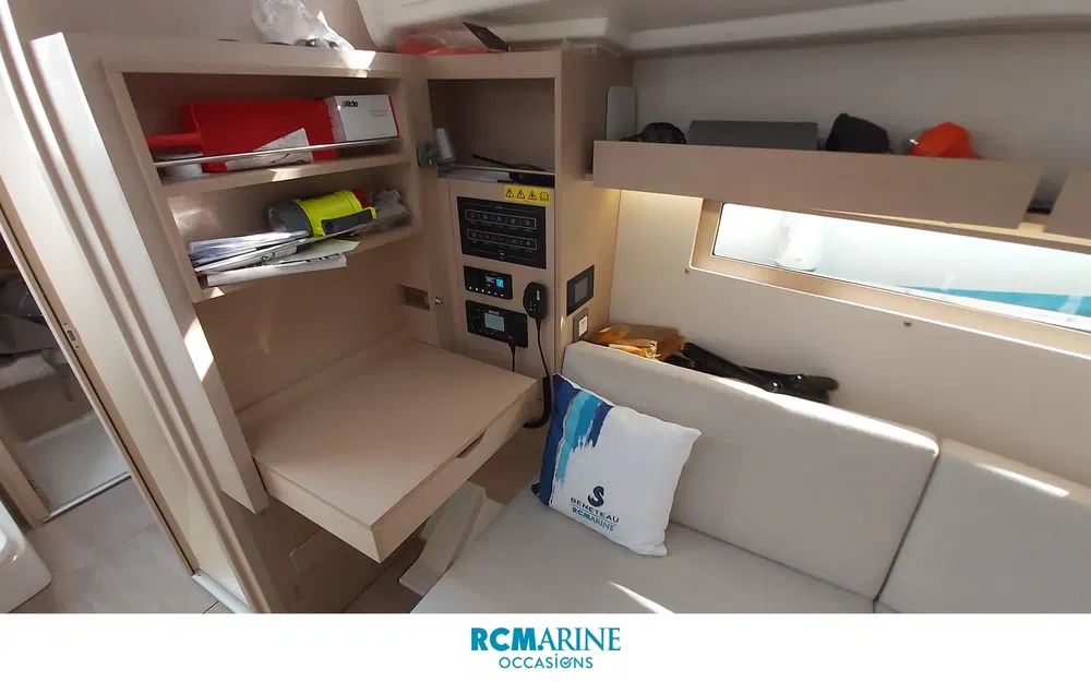 slider 11 Beneteau Oceanis 34.1