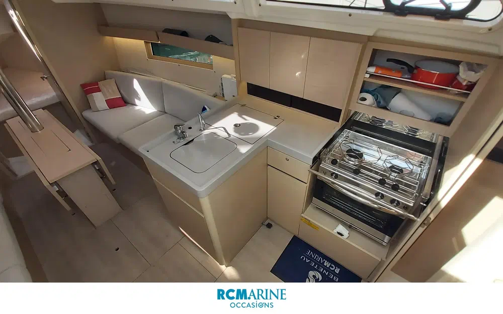 slider 8 Beneteau Oceanis 34.1