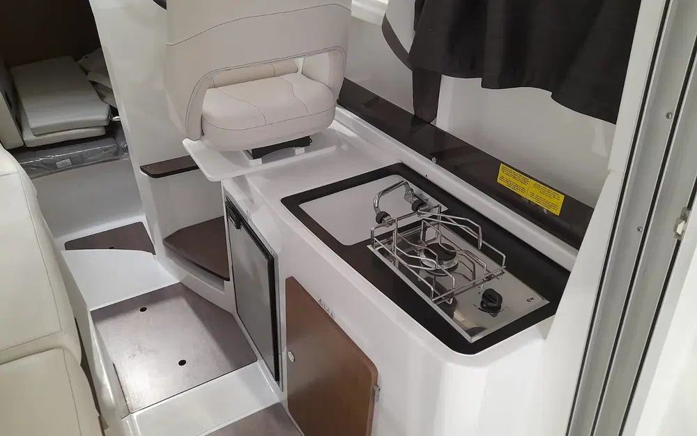slider 14 Beneteau Antares 8