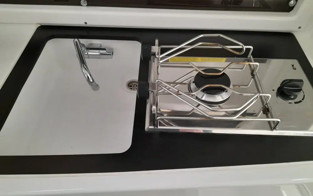 slider 15 Beneteau Antares 8