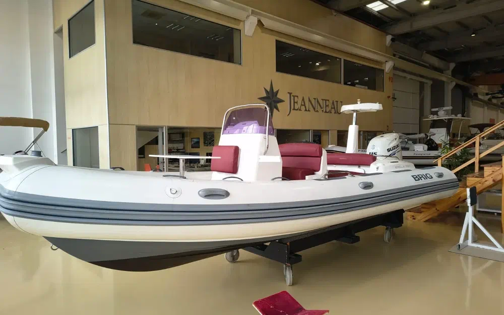 slider 3 Brig Eagle 580