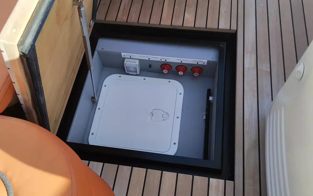 slider 37 Cranchi Endurance 30