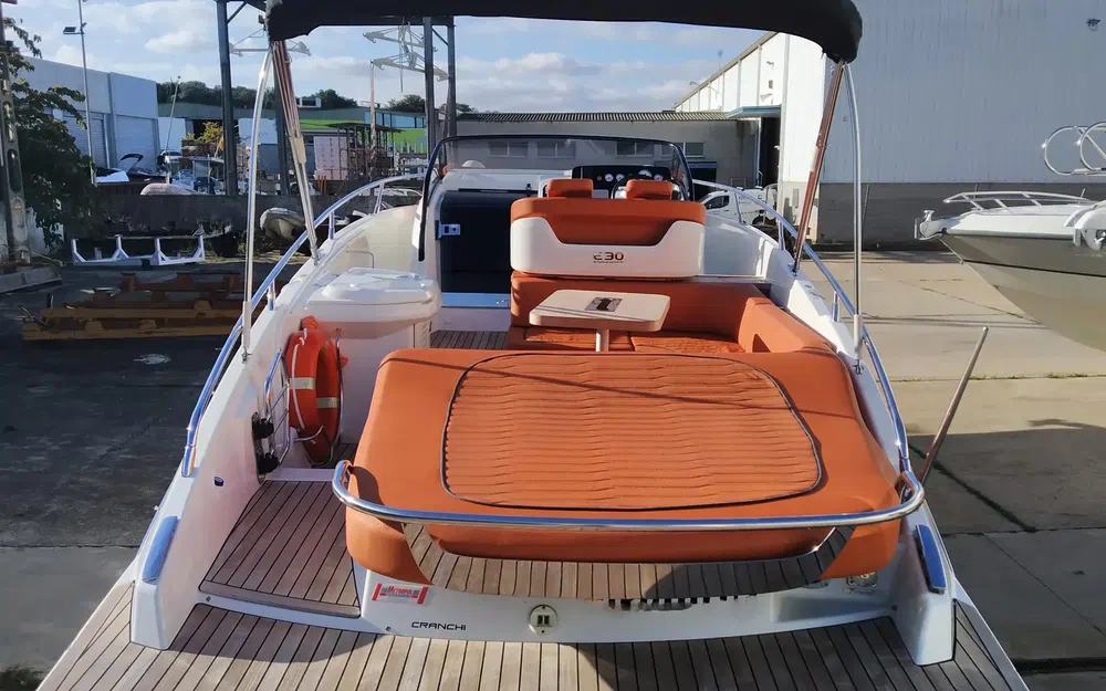 slider 8 Cranchi Endurance 30