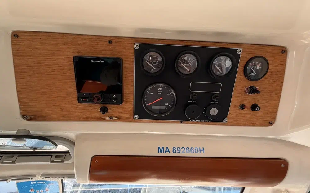 slider 22 Beneteau Antares Serie 8