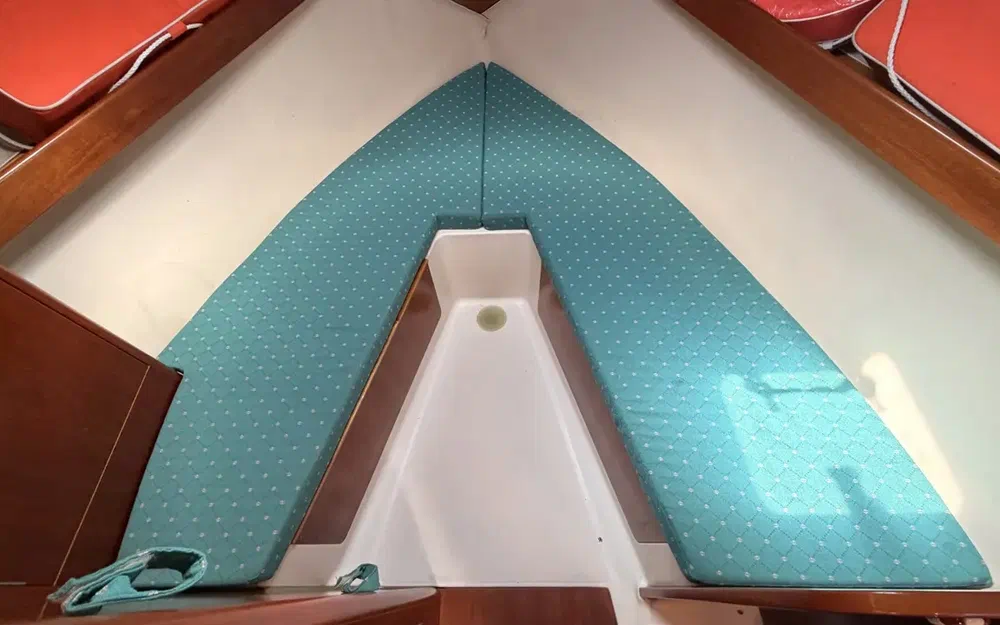 slider 28 Beneteau Antares Serie 8