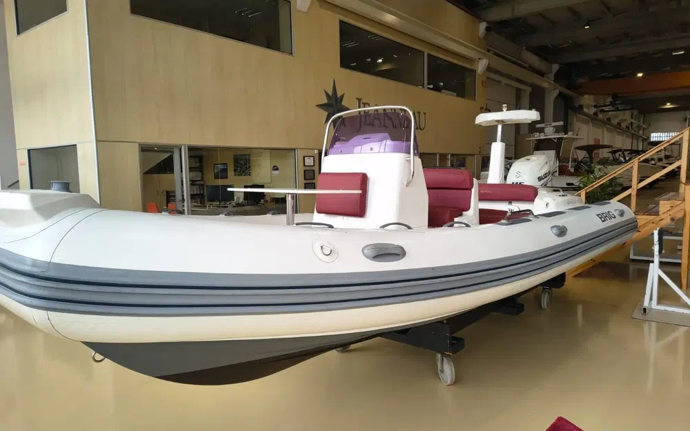 slider 4 Brig Eagle 580