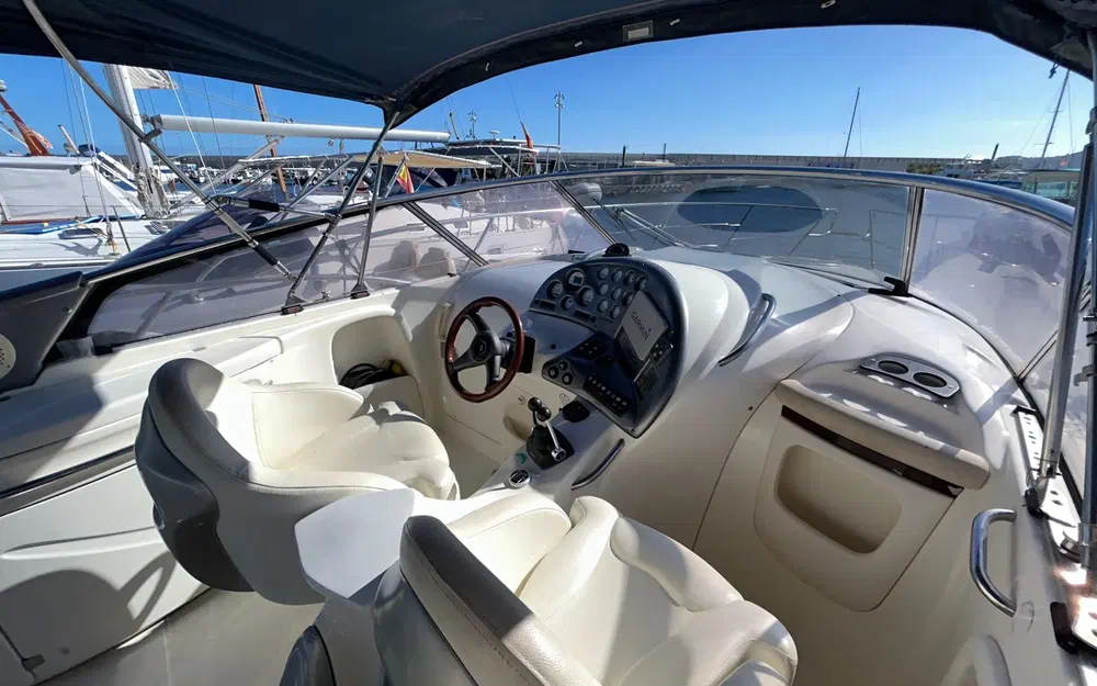 slider 7 Cranchi Endurance 33