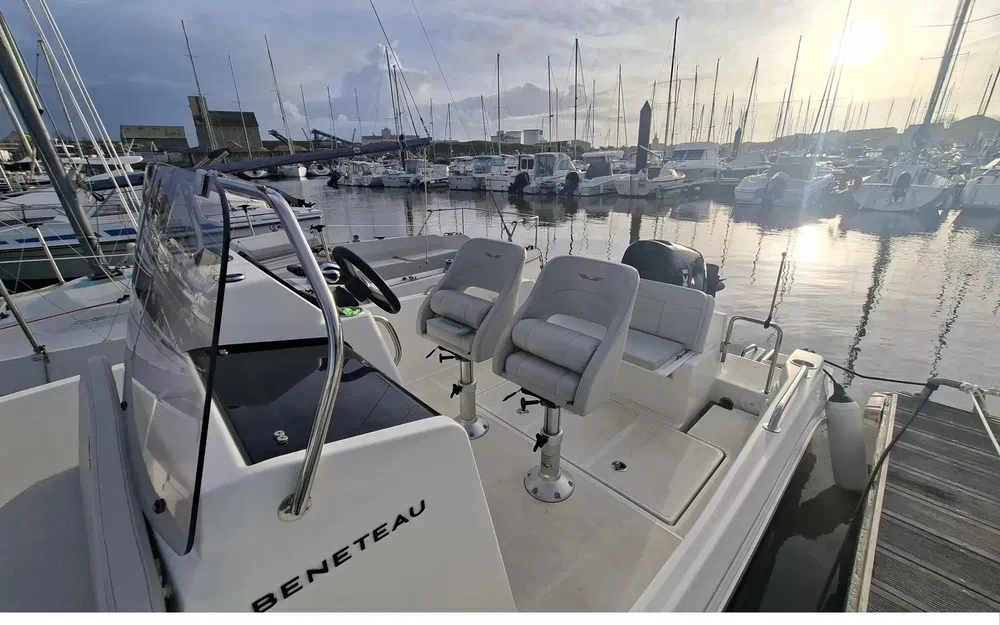 slider 2 Beneteau Flyer 6 SPACEdeck