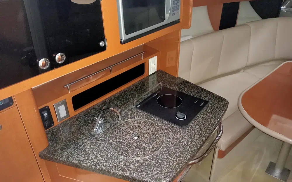 slider 9 Chaparral Signature 250