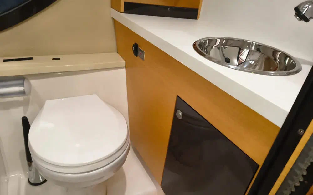 slider 9 Cranchi Endurance 33