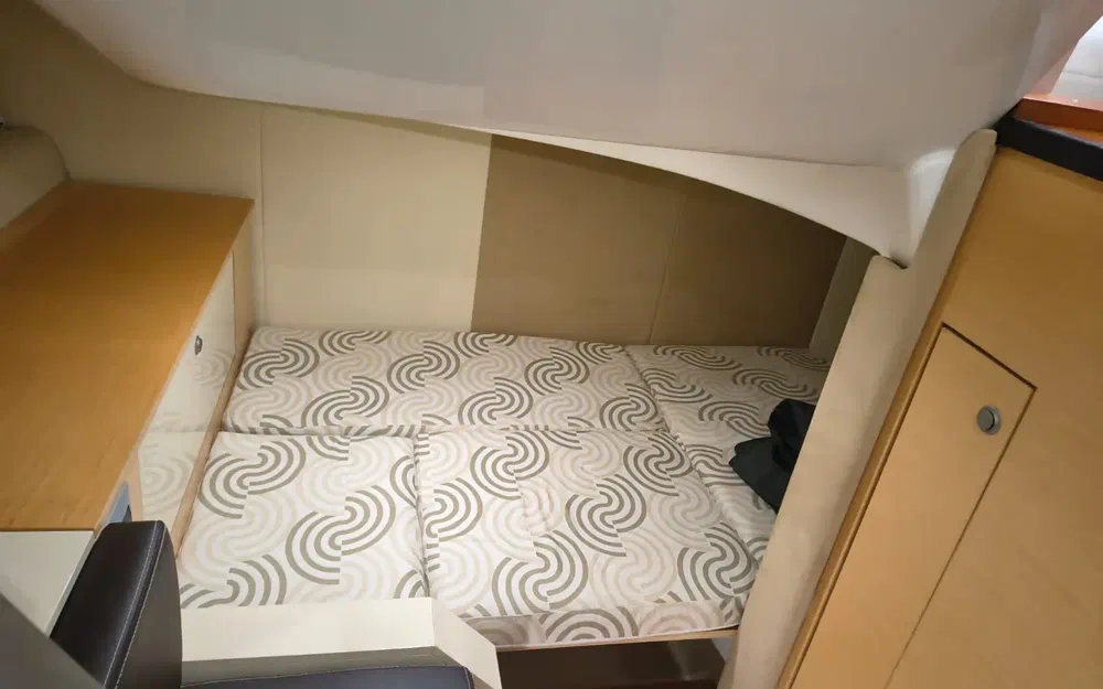 slider 13 Cranchi Endurance 33