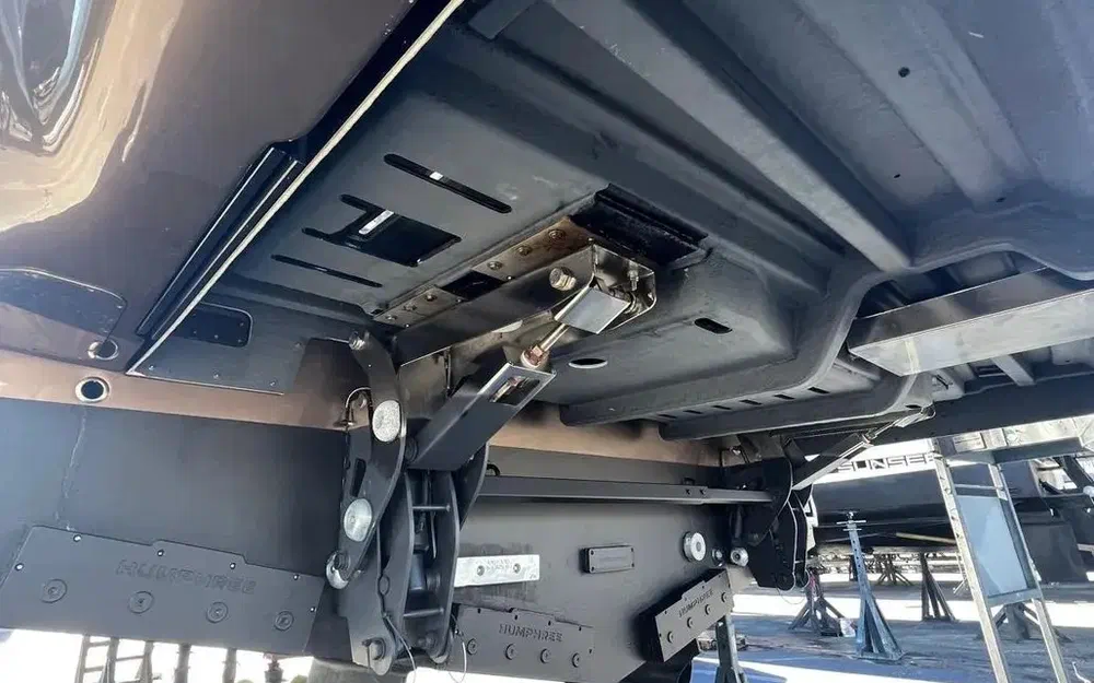 slider 14 Cranchi A46 Luxury Tender