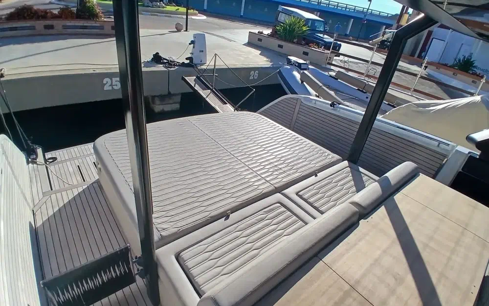 slider 9 Cranchi A46 Luxury Tender