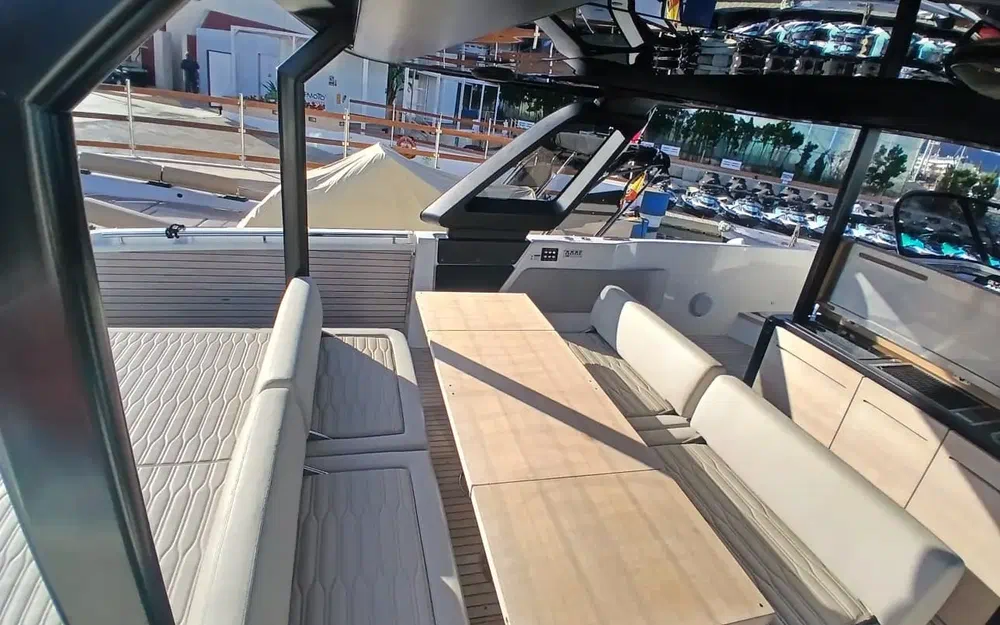 slider 7 Cranchi A46 Luxury Tender