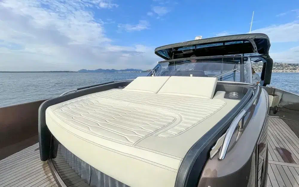 slider 7 Cranchi A46 Luxury Tender